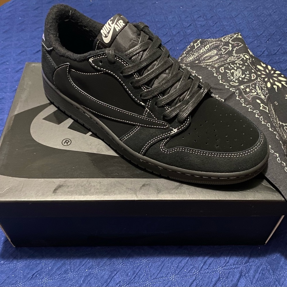 Jordan 1 Retro Lows OG SP Travis Scott Black Phantom